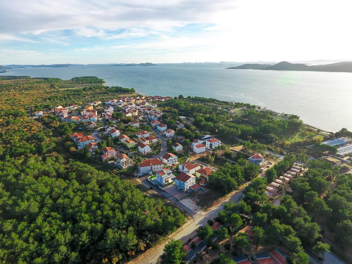 Villa Astoria Biograd Na Moru Exterior photo