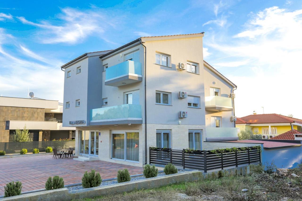 Villa Astoria Biograd Na Moru Exterior photo